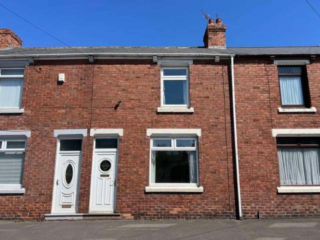 House for sale in Peat Carr Estate, Sunderland