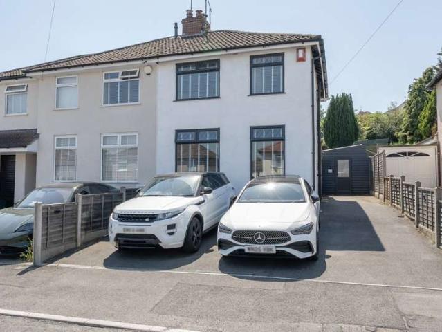 House for sale in Kingswood, South Gloucestershire