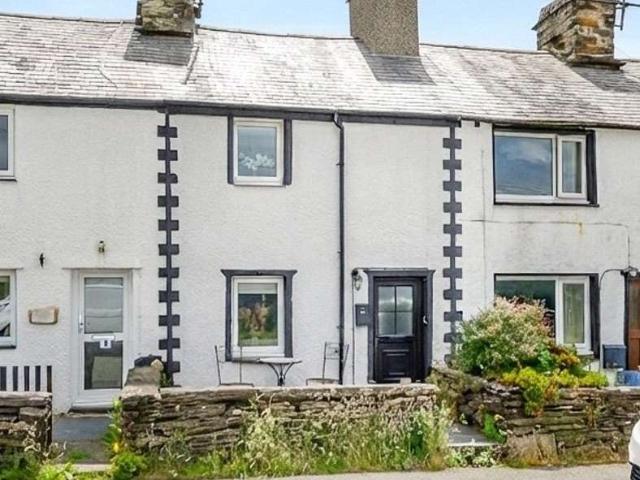 House for sale in Ffestiniog