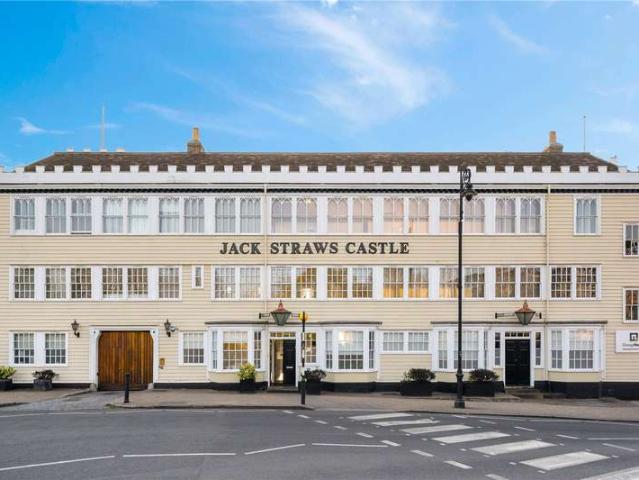 House for sale in North End, Greater London