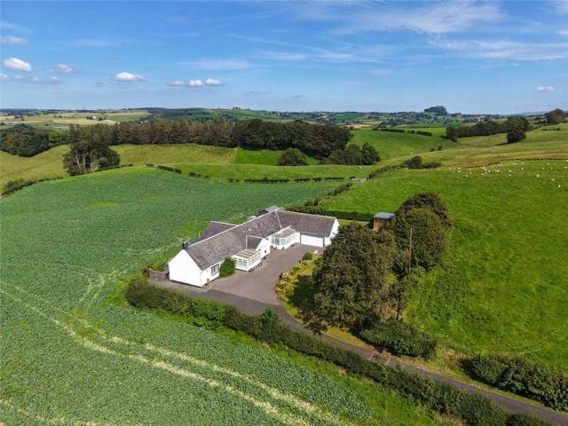 House for sale in Darvel, Scotland