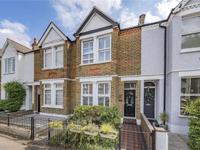 House for sale in Royal Borough of Kingston upon Thames, Greater London
