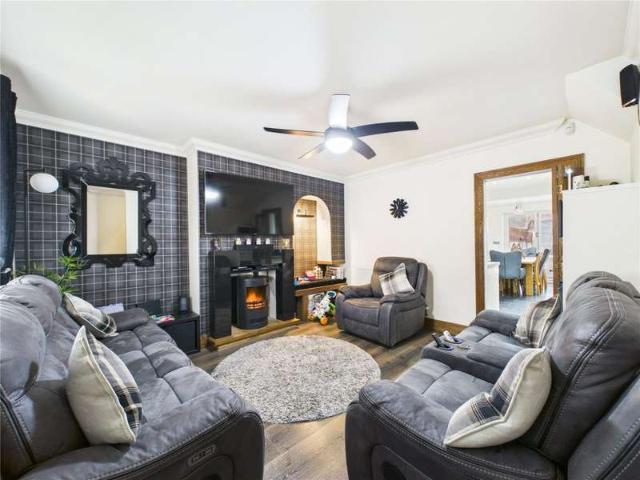 House for sale in Feckenham, City Of Bristol
