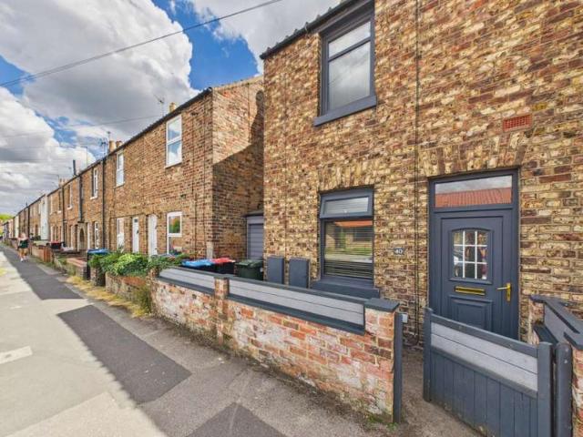 House for sale in Norton-on-derwent, North Yorkshire