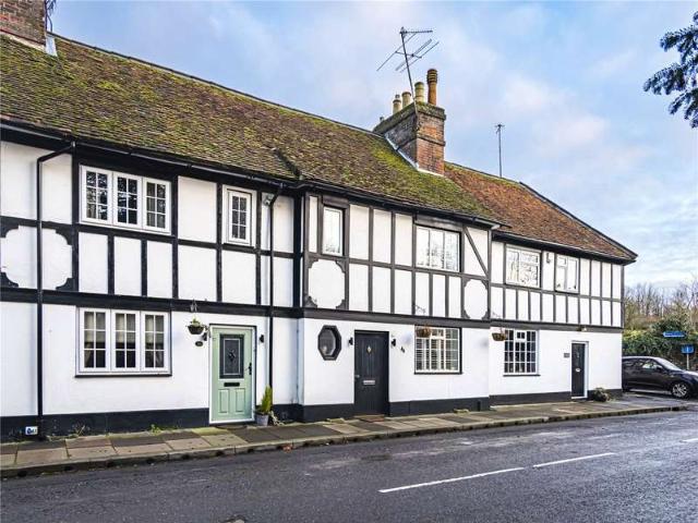 House for sale in Pouchen End, Hertfordshire
