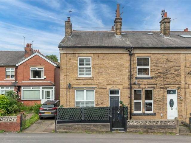 House for sale in Churwell, West Yorkshire