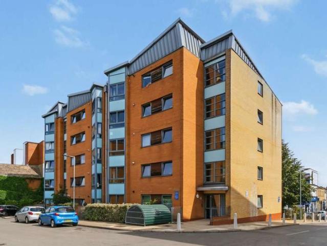 House for sale in Stamford Hill, Greater London