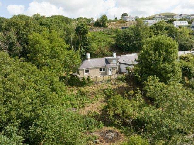 House for sale in Gerlan, Bethesda