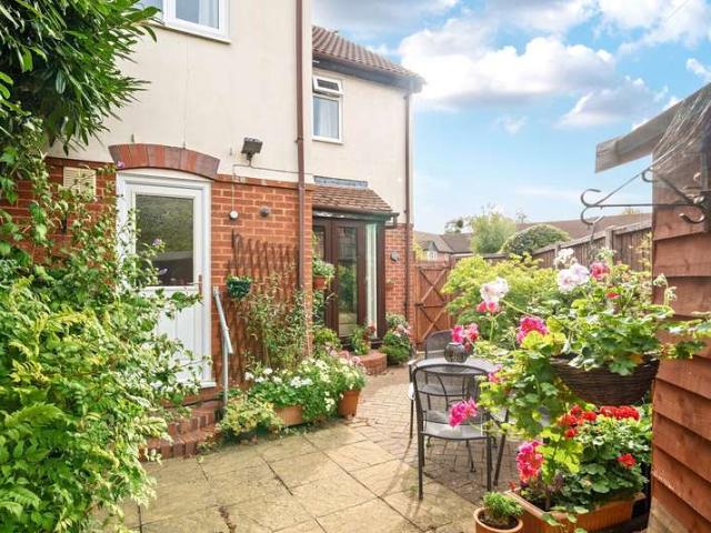 House for sale in Ottershaw, Runnymede