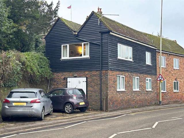 House for sale in Heathlands, East Sussex