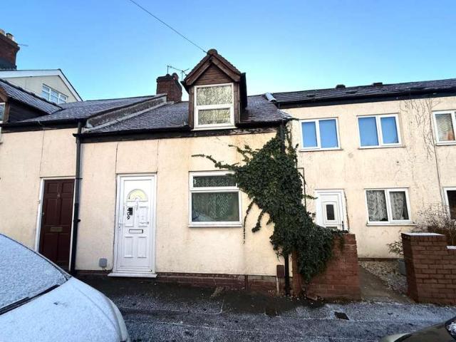 House for sale in Foxholes, Rushock