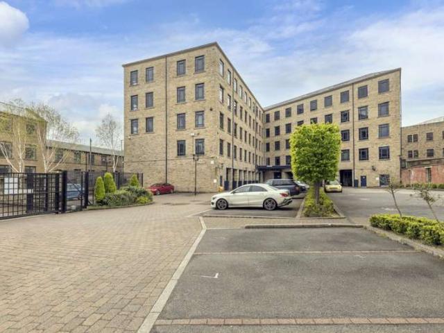 House for sale in Folly Hall, Kirklees