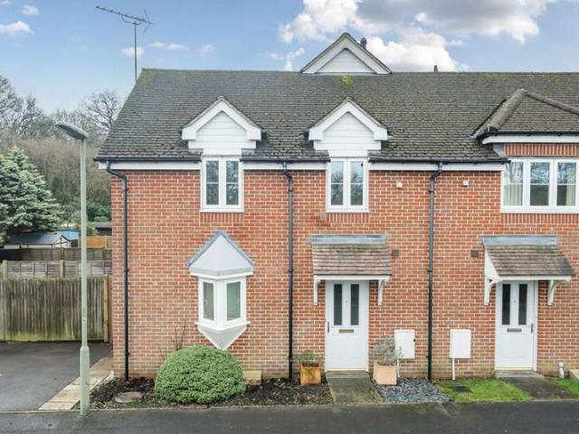 House for sale in Wrecclesham, Fole
