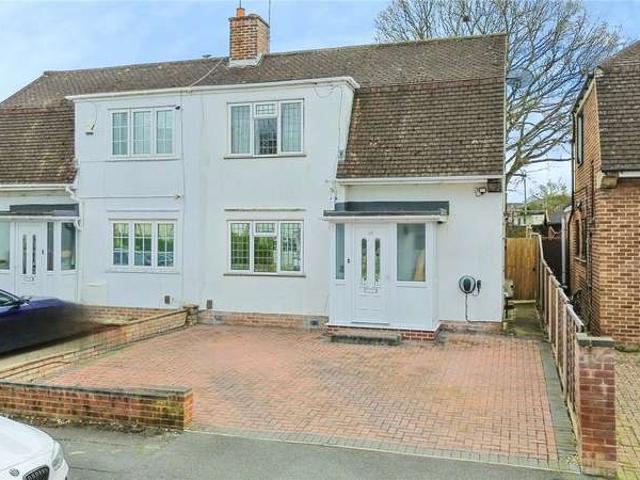 House for sale in Whitley Wood, Reading
