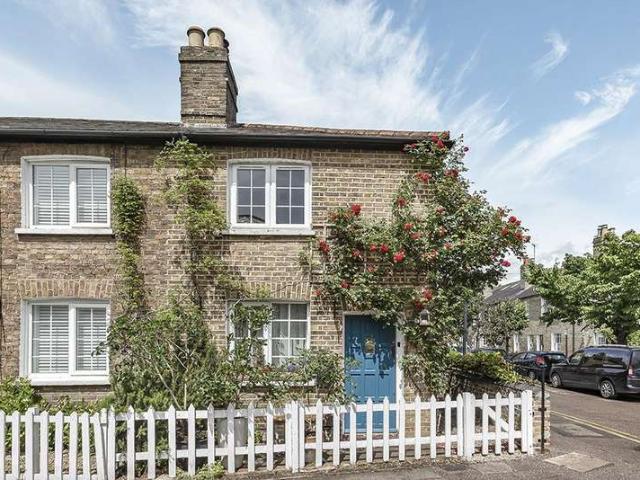 House for sale in Hertford, Colliers End