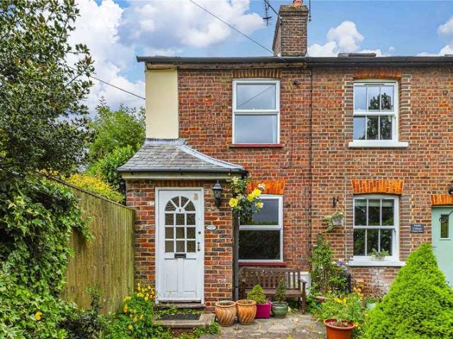 House for sale in Nettleden with Potten End, Pouchen End