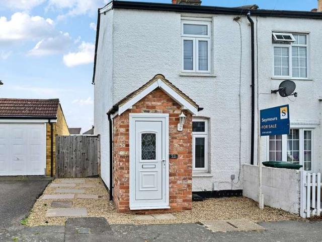 House for sale in Littleton Common, Lower Halliford