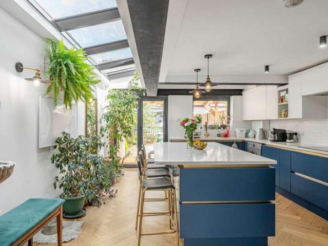 House for sale in Plaistow, Greater London