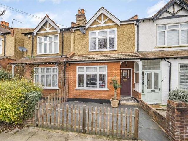 House for sale in Motspur Park, Greater London