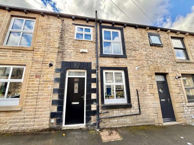 House for sale in Saddleworth, Pendock