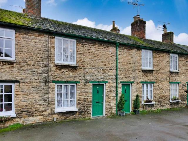 House for sale in Black Bourton, Oxfordshire
