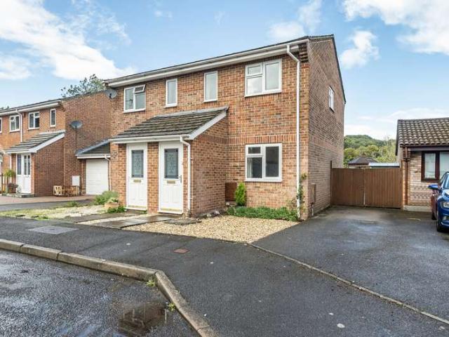 House for sale in Linchmere, Littlecote