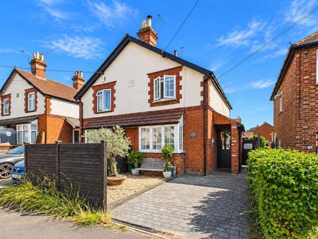 House for sale in North Bourne, Surrey Heath