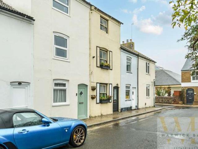 House for sale in Fishersgate, West Sussex