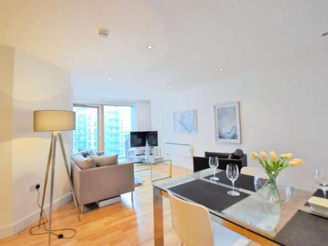 House for sale in Richmond Hill, West Yorkshire