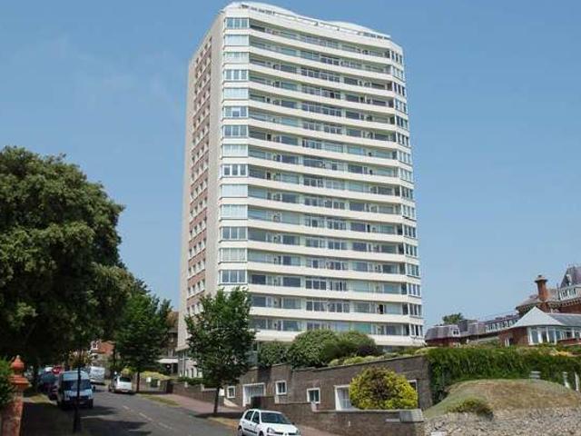 Flat for sale in Eastbourne, East Sussex
