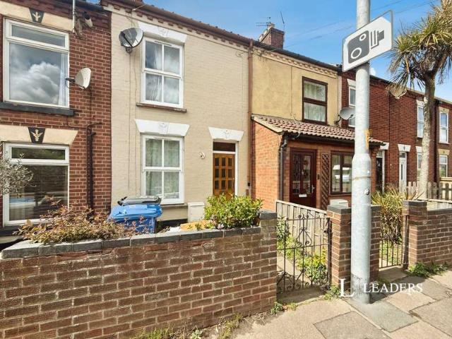 House for sale in New Catton, East Bank