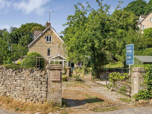 House for sale in Eastcombe, Stroud
