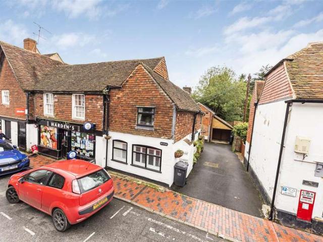 House for sale in Wrotham, Bourne Vale