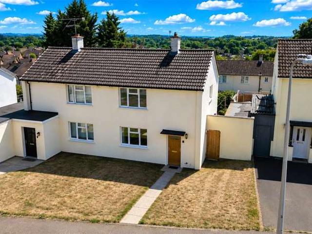 House for sale in Calcot, West Berkshire