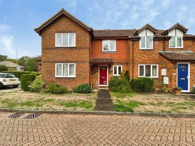 House for sale in Zebon Copse, Hart