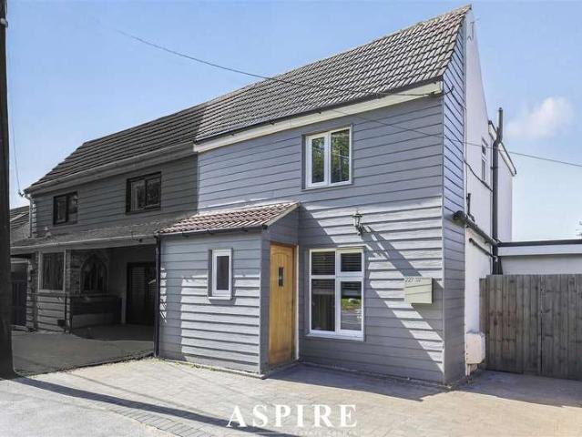 Farm for sale in Ashingdon, Barling