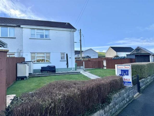 House for sale in Llanybydder, Wales