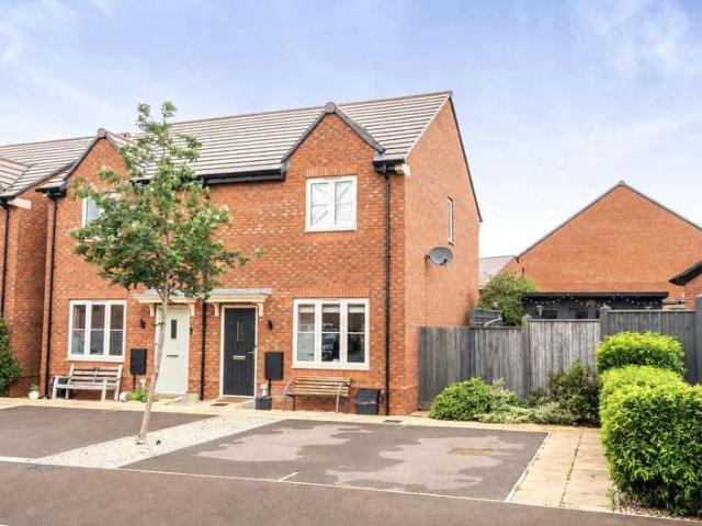 House for sale in Wheatpieces, Pamington