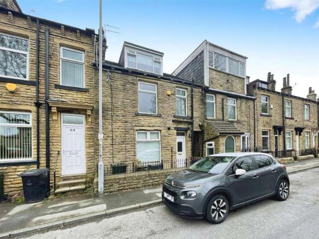 House for sale in Undercliffe, West Yorkshire