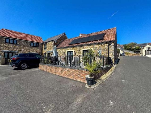 House for sale in Worle, Weston-super-mare