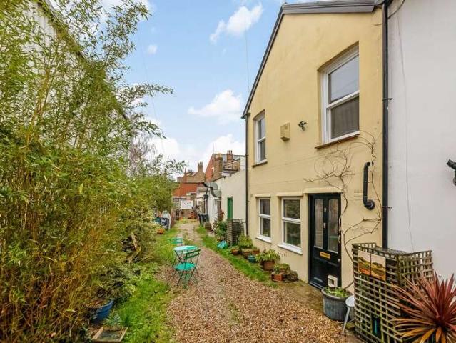 House for sale in West Norwood, Greater London