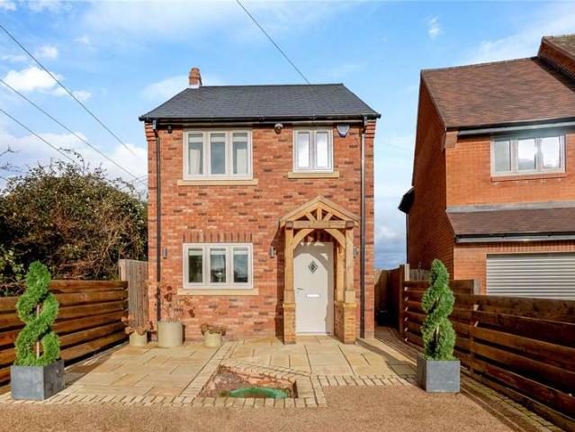 House for sale in Alderminster, Warwickshire