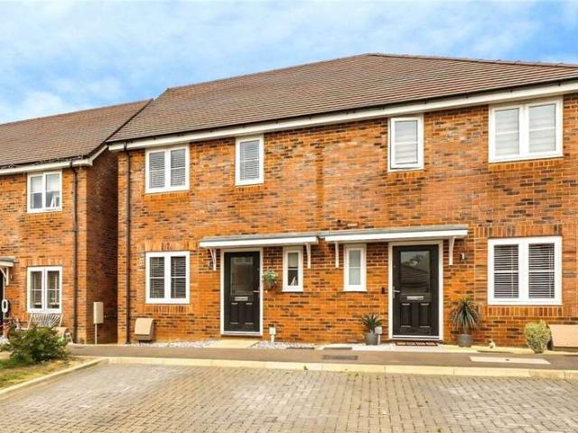 House for sale in Steeple Claydon, Buckinghamshire