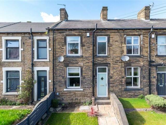 House for sale in Tingley, West Yorkshire