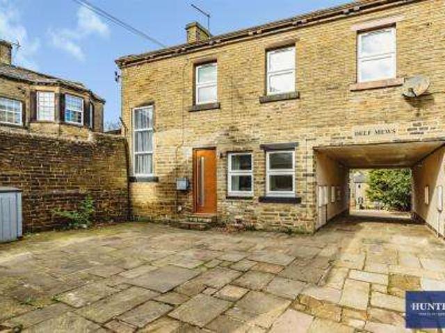 House for sale in Rastrick, Calderdale