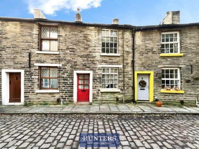 Property for sale in Bollington Cross, Bollington