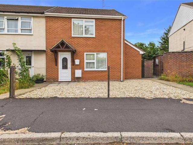 House for sale in Penhill, Swindon