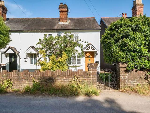 House for sale in Shalford, Westborough
