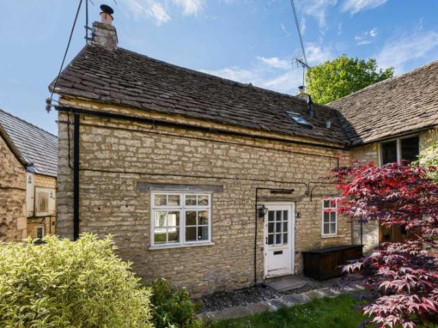 House for sale in Nupend, Stroud