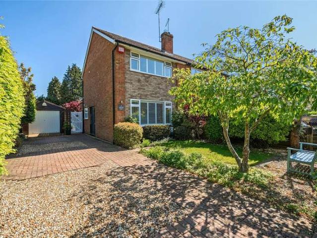 House for sale in Lightwater, Surrey Heath